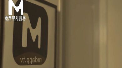 【国产】麻豆传媒作品我的女室友是小姐免费观看